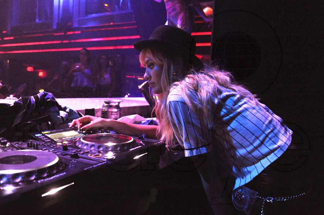 055- 75- Nervo djing 2_new