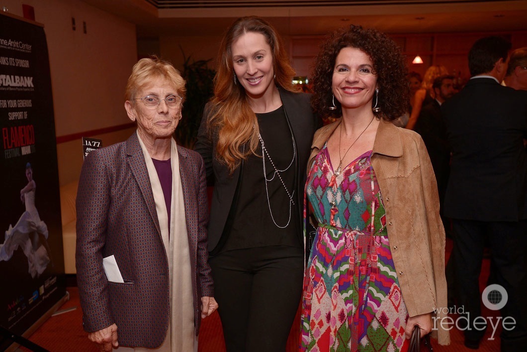 Cristina Barrios, Siudy Garrido, & Mayte de la Torre