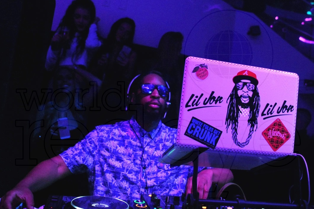 13-Lil Jon DJing29