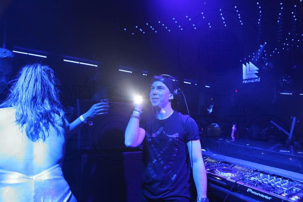 14-Hardwell DJing26_new