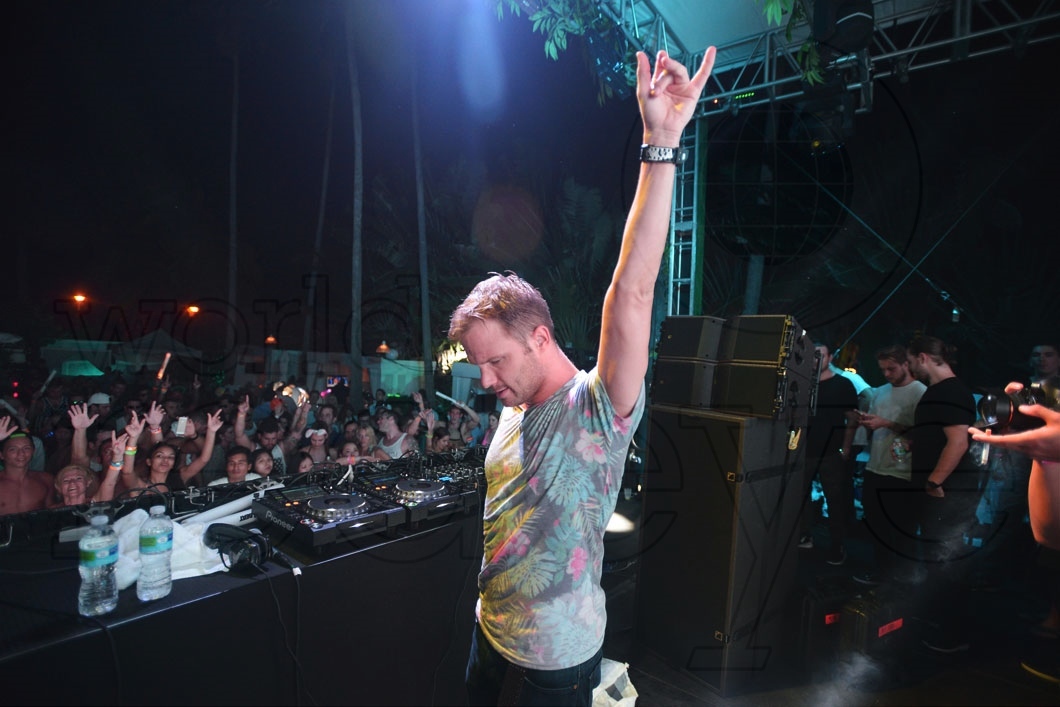 18- Dash Berlin djing 32_new