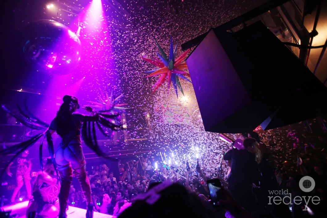 21-Atmosphere at LIV at Fontainebleau13