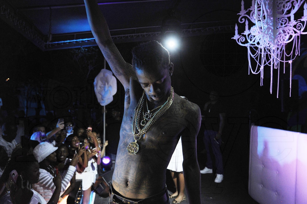 24.5-Rich Homie Quan performing 13_new