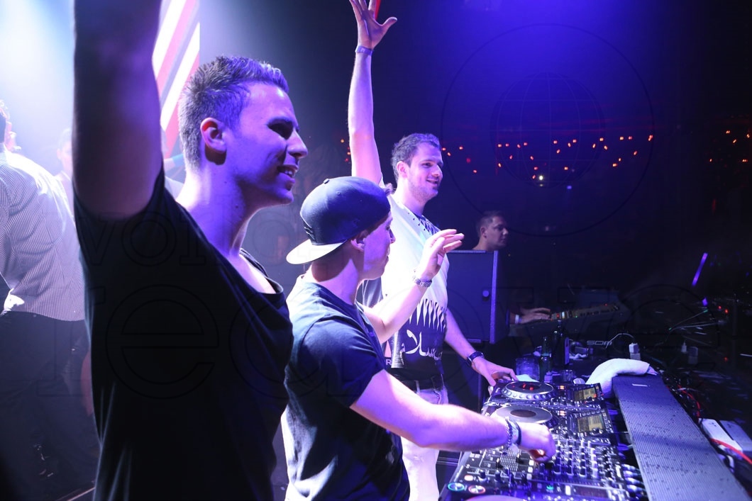 27-W&W & Hardwell djing6_new