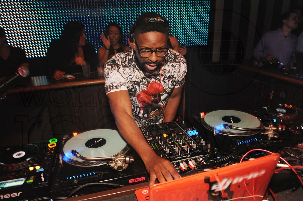 34- DJ Irie djing_new