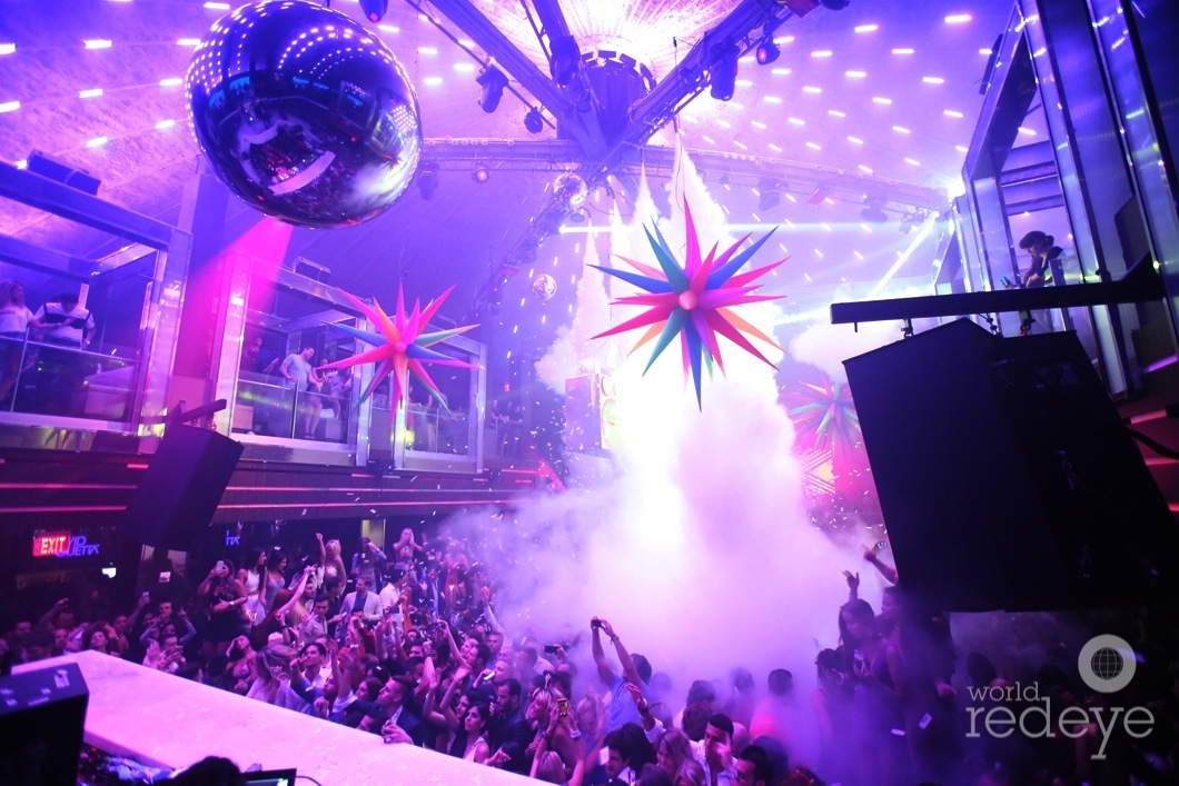 46-Atmosphere at LIV at Fontainebleau15