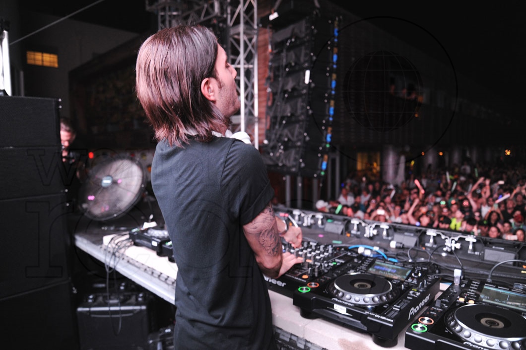 53-Alesso djing 6_new