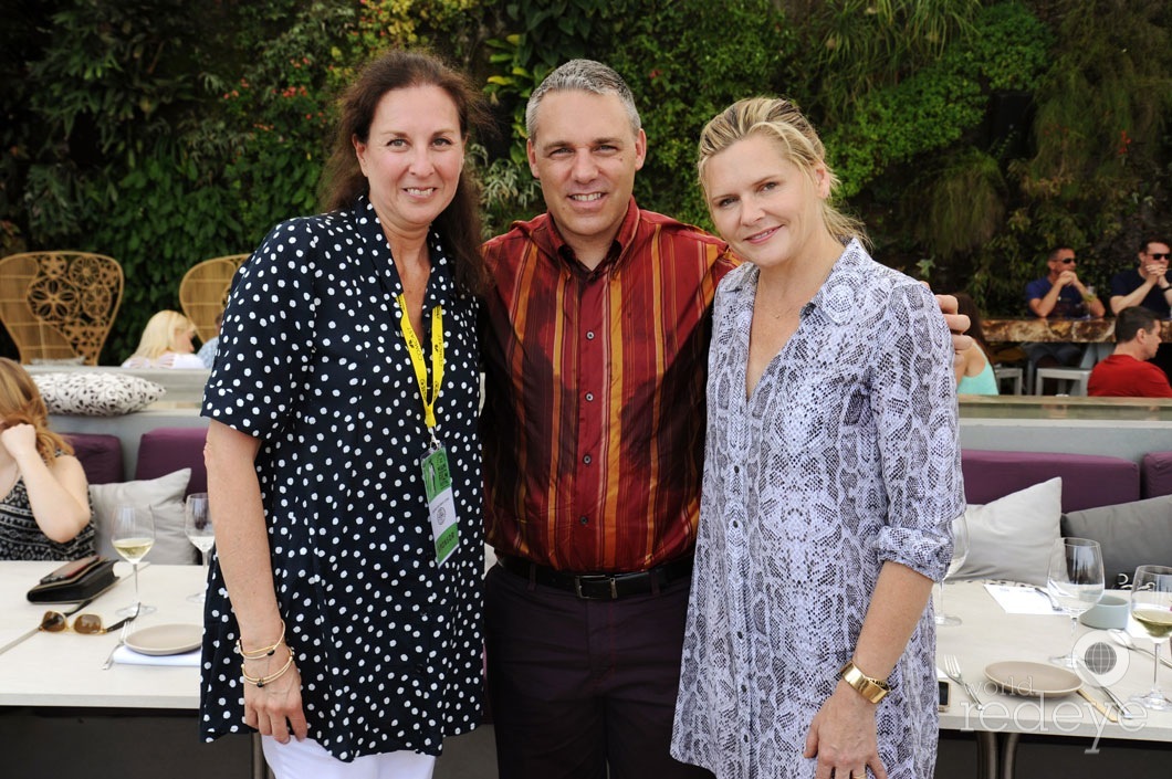 Odila Gáler-Noël, Jaie Laplante, & Laura Gabbert