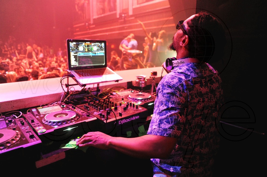 Lil Jon DJing54