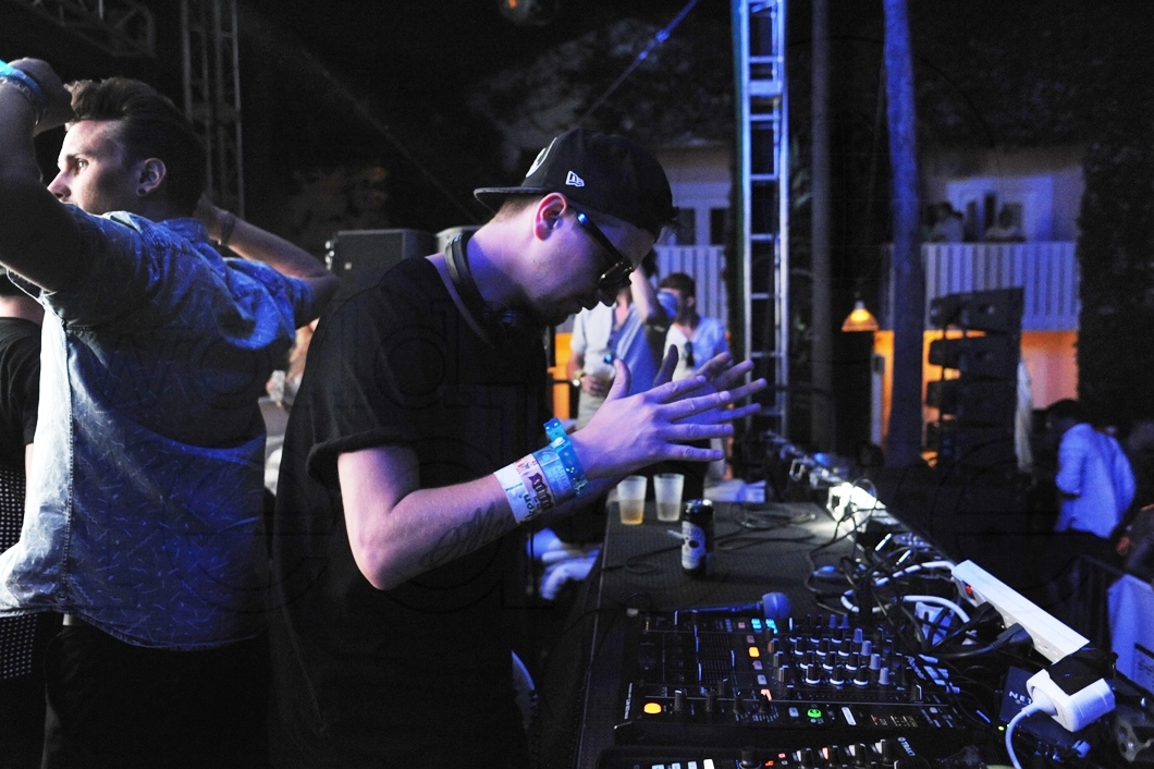 23-Robin Schulz DJing39_new