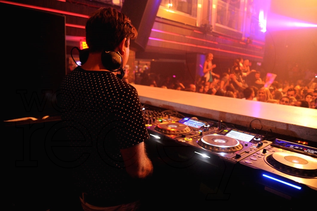 13-Paul Oakenfold djing 4_new