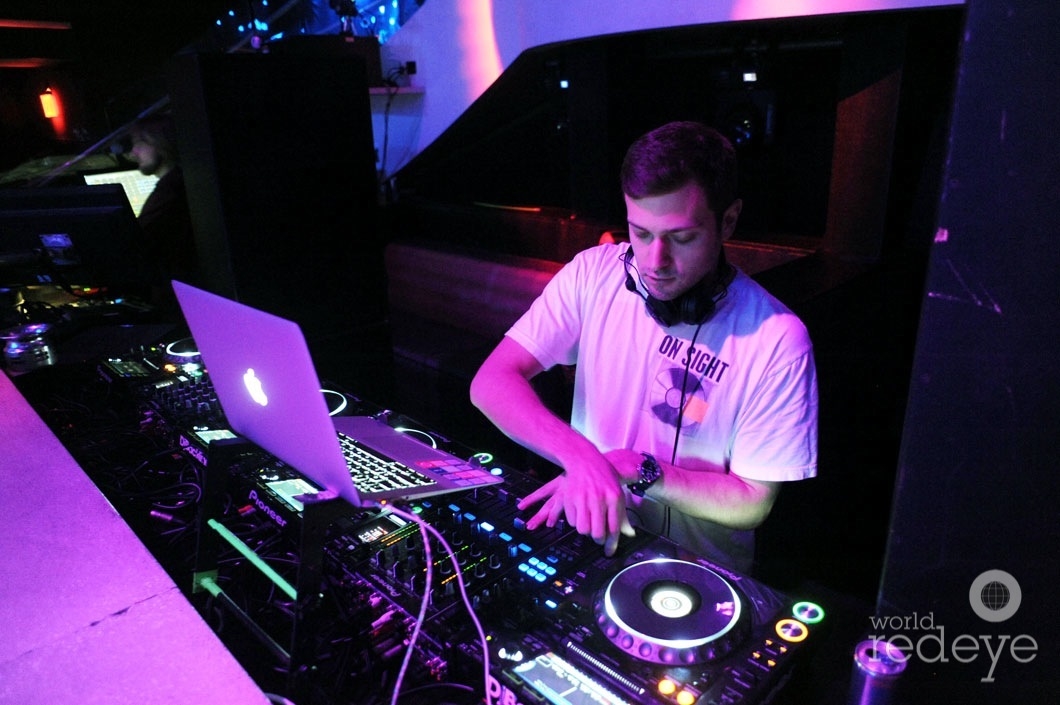 8-Derek Walin DJing10