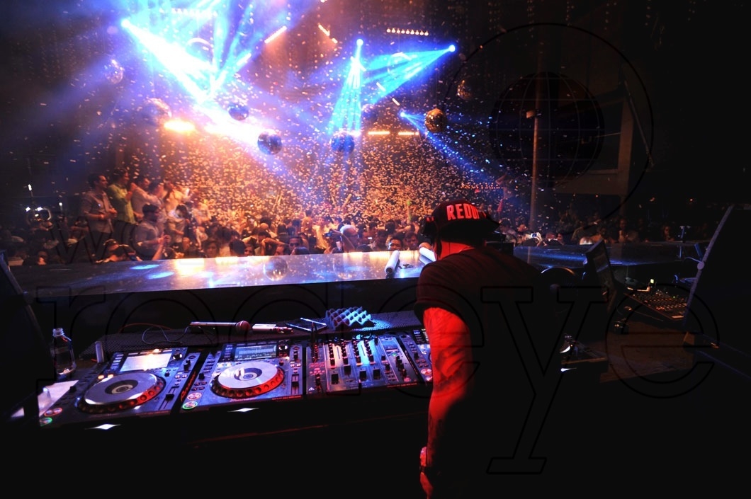 10-Chuckie djing 42