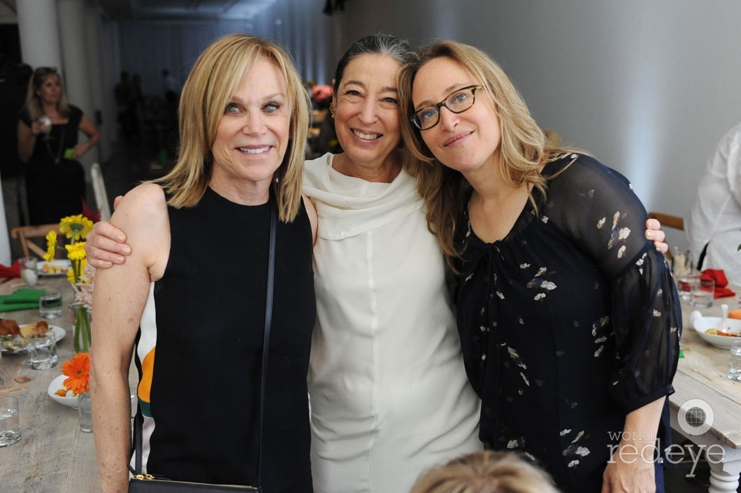 32-Carol Soffer, Michele Oka Doner, & Jackie Soffer_new