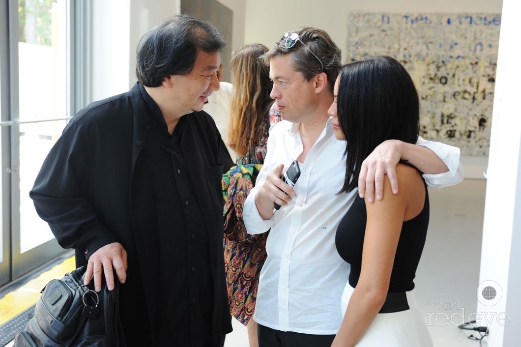 22-Shigeru Ban, Nicolas Berggruen, & Yoselyn Bencosme