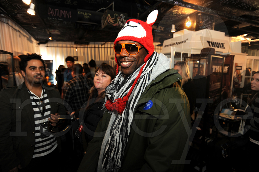 5-12211-Terrell-Owens-at-Samsugn-galaxy-tab-lift-day-2-sundance