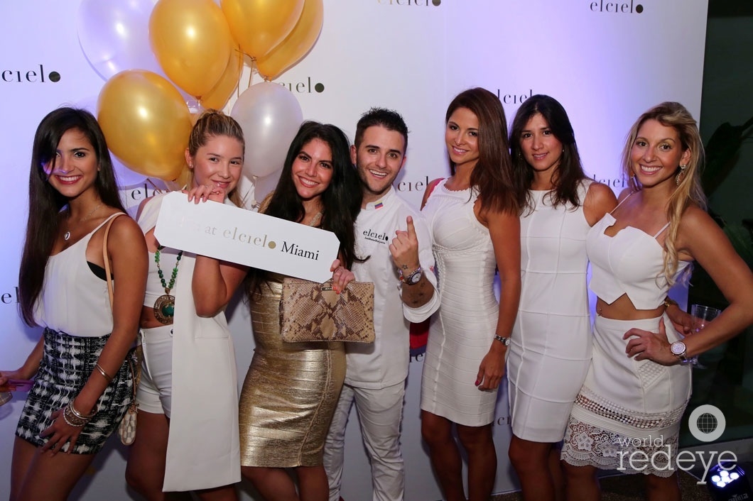 22-Katherine Fernandes, Sabrina Yanguas, Juan Manuel Barrientos, Marcela Cortez, & Gabriela Otto