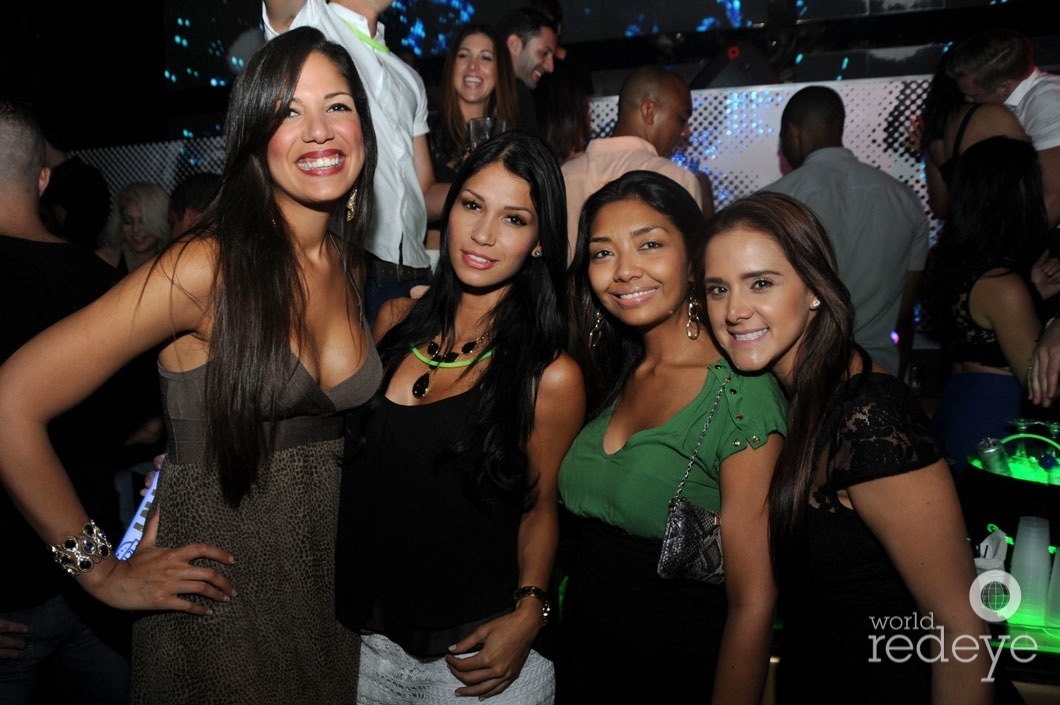 6-Carmen Jimenez, Alejandra Rodriguez, Monica Gutierrez, & Paola Blanco2