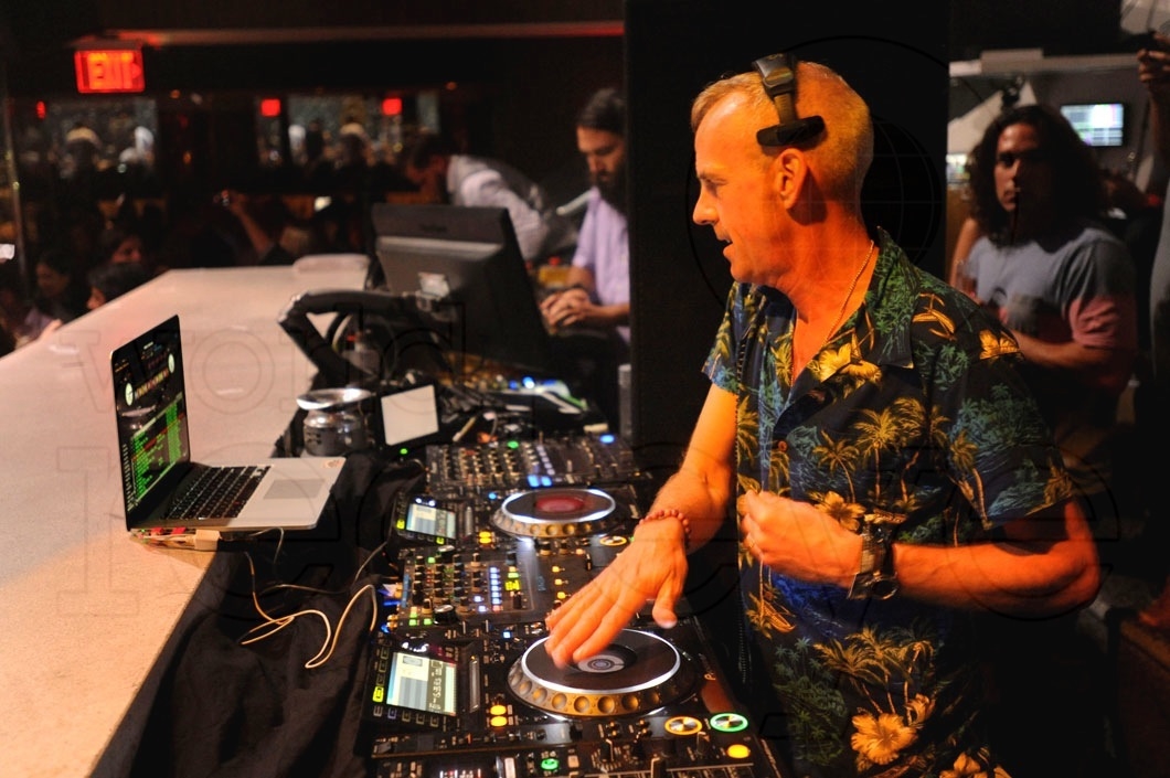 8-Fatboy Slim djing 9