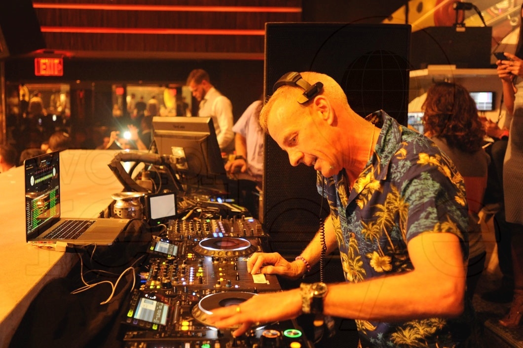 9-Fatboy Slim djing 11