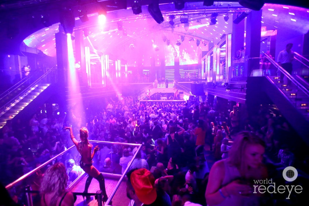 4-Atmosphere at LIV at Fontainebleau