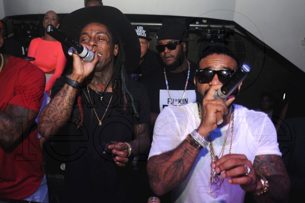 15-Lil Wayne & jim Jones LIVE