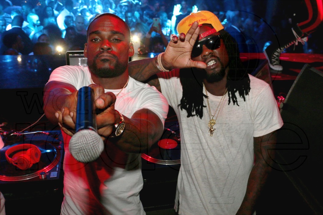 2-Stevie J & WALE2