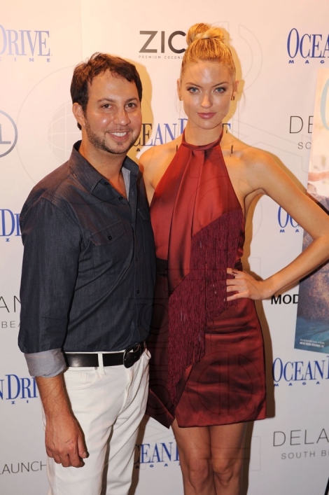 11-Jared Shapiro & Martha Hunt2