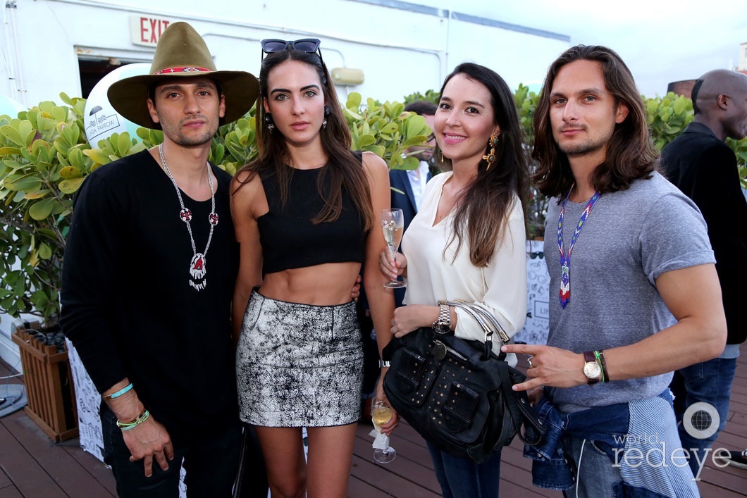 12-Camilo Rios, Daniela Botero, Natalia Astaiza, & Julian Rios