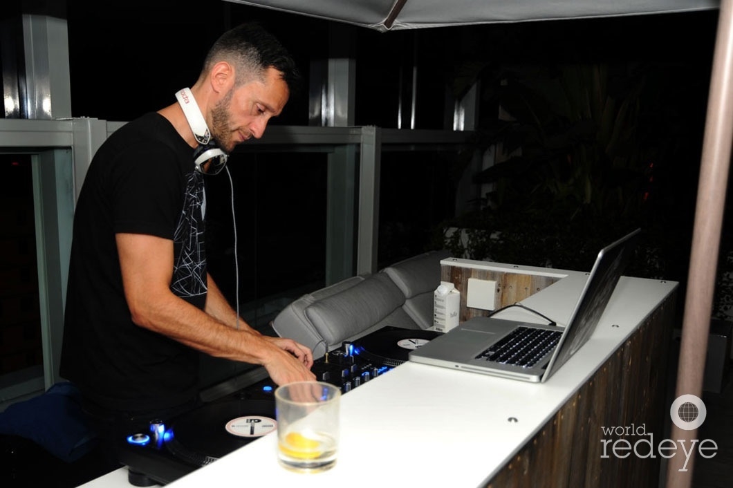 2.6-Scott Melker djing3