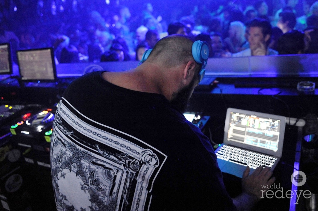 3-Fred Maters DJing_new