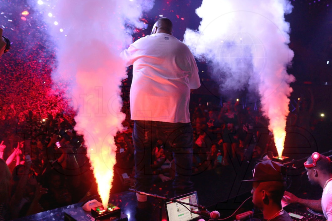 7-DJ Khalid Preforming8