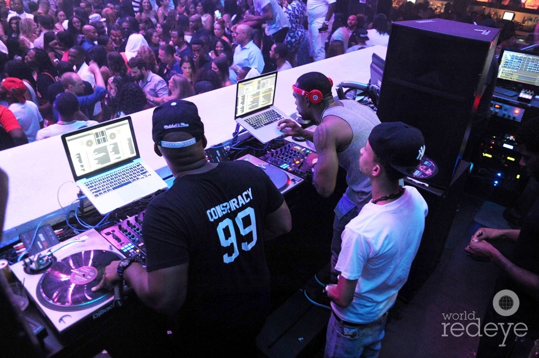 5-Don P & Stevie J DJing1_new