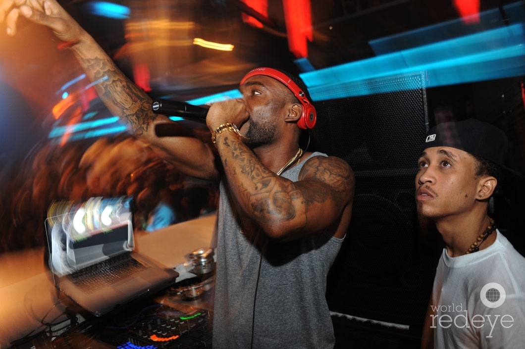 9-Stevie J DJing6_new