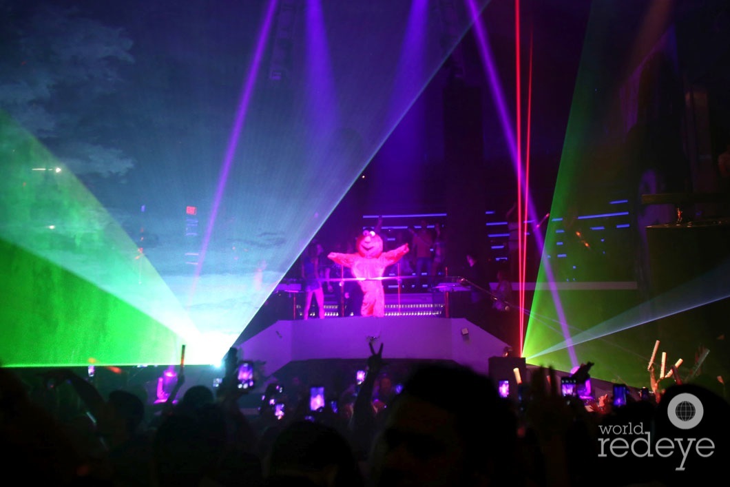 15-Atmosphere at LIV at Fontainebleau24