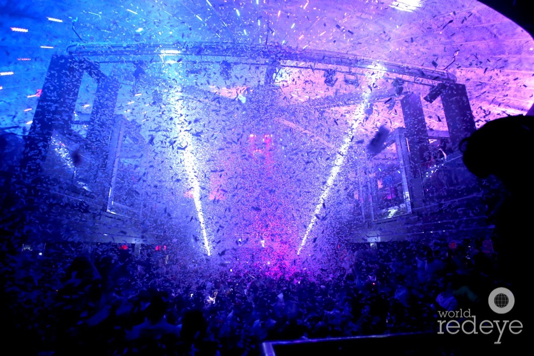 31-Atmosphere at LIV at Fontainebleau18