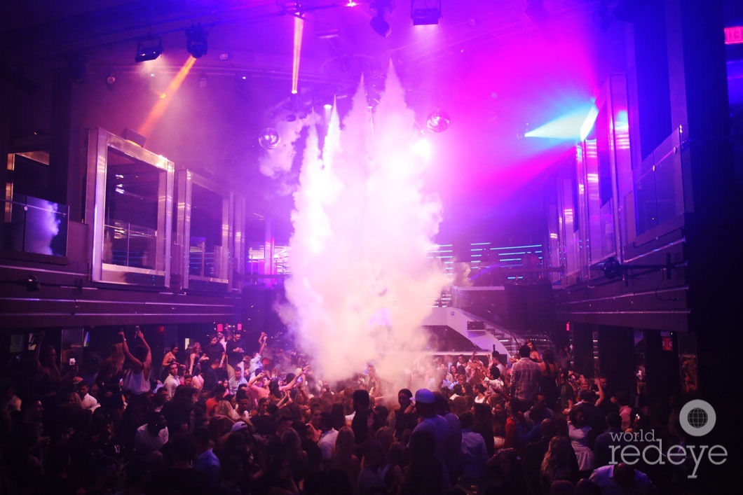 21-Atmosphere at LIV at Fontainebleau7