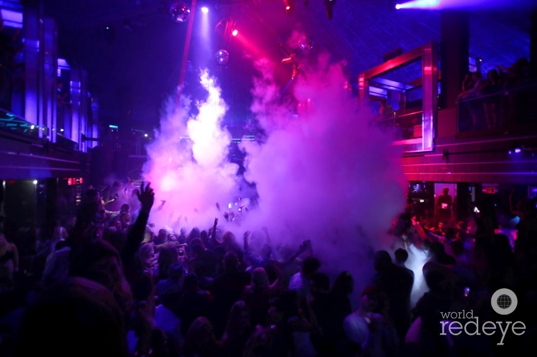 24-Atmosphere at LIV at Fontainebleau6