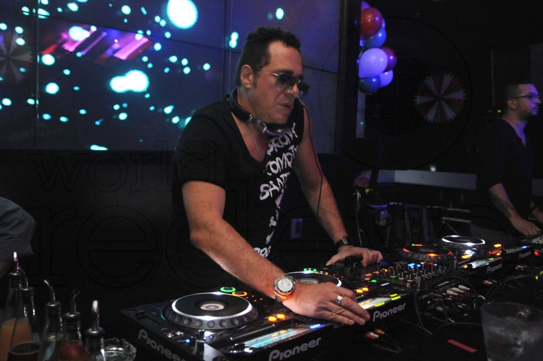 12-Joe T Vanelli djing14_new