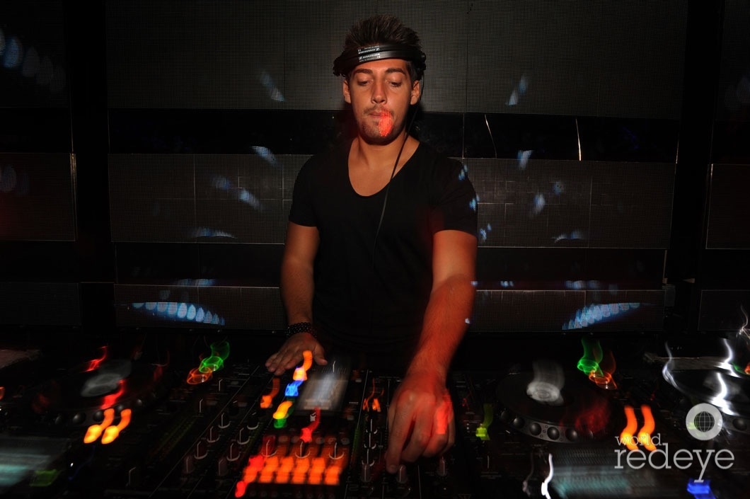 5-Axel Beca djing 4