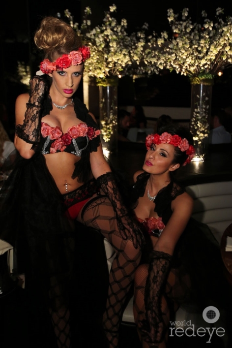 2-Dancers at STK at 1 Hotels2_new