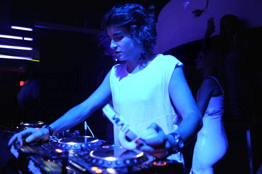 26-Danny Avila djing 4_new