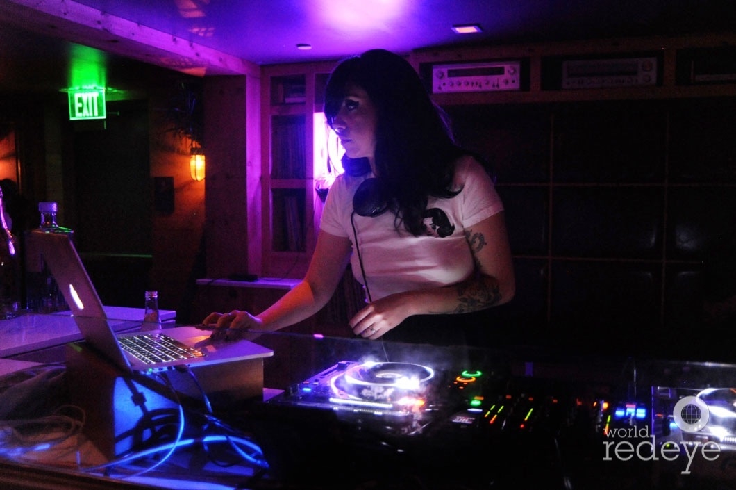 13-Jessica Who djing13