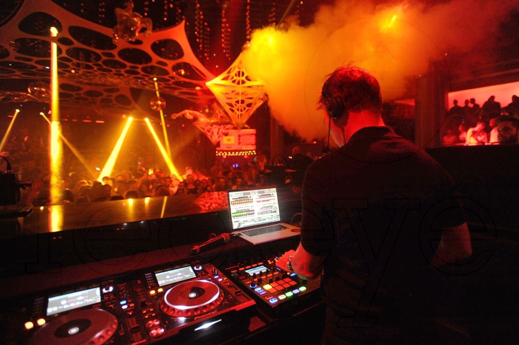 10-Pete Tong djing 32_new