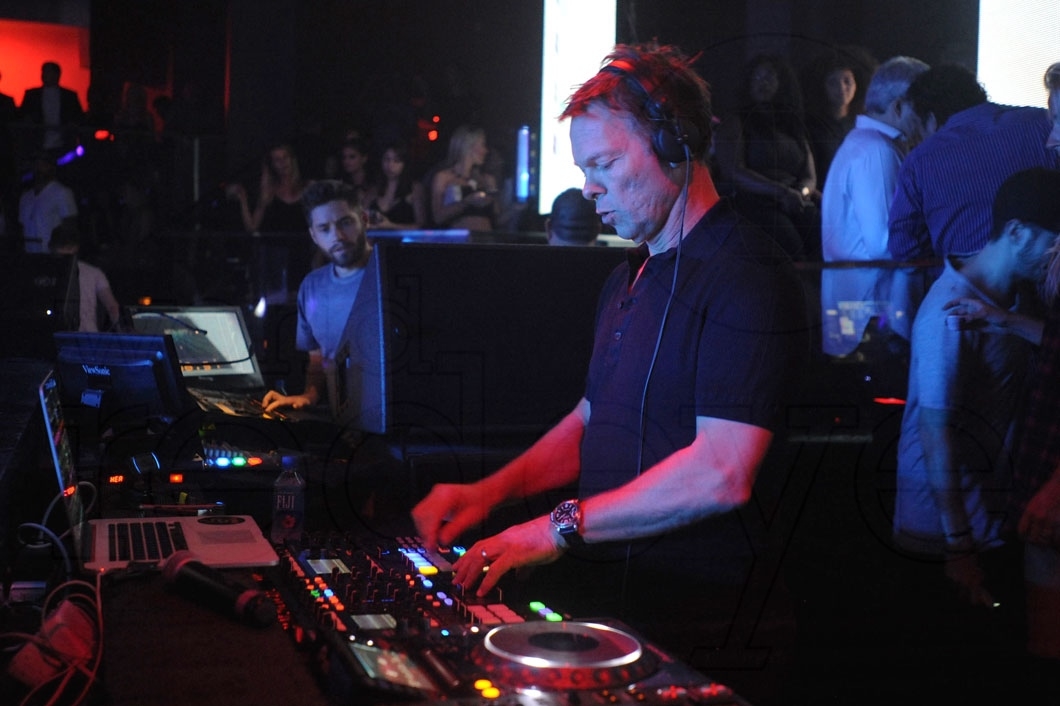 24-Pete Tong djing 16_new