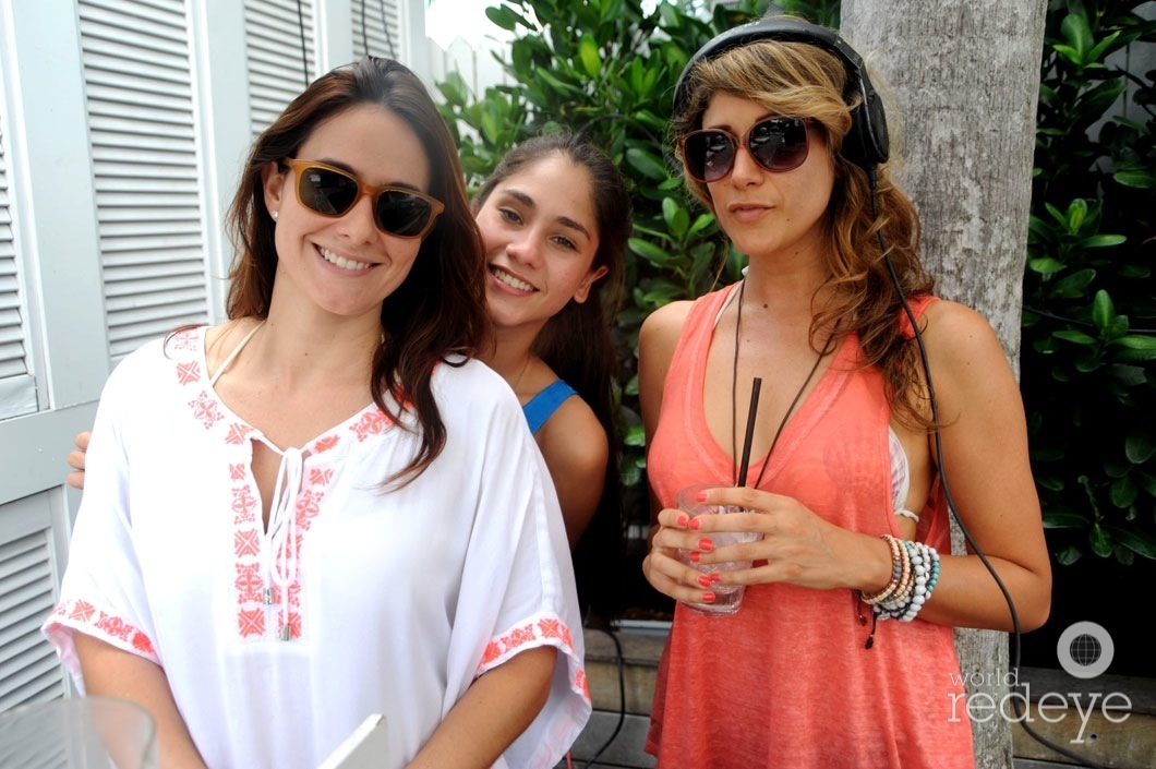 12-Mariana Vergara, Paula Sofia Carvajales, & Arlette Carlin2