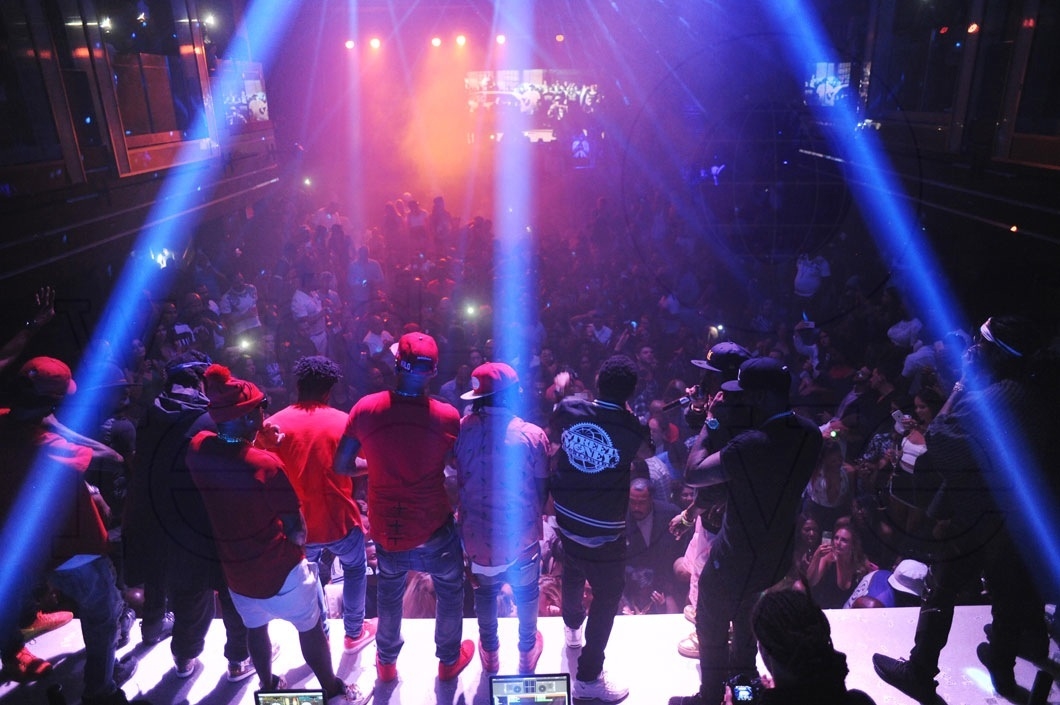 1.8b-Stevie J, Lil Wayne, & 2 Chainz LIVE1