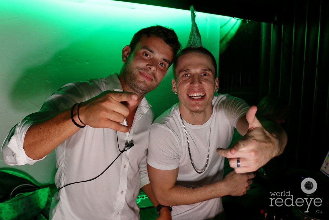 20-DJ Papo & Friend2