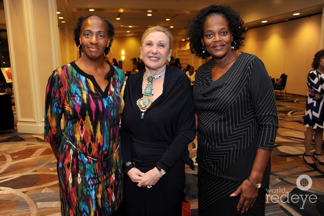 1.9b-21-Pruchelle Revelle, Doris Suttin, & Pamela Knox-Shuler