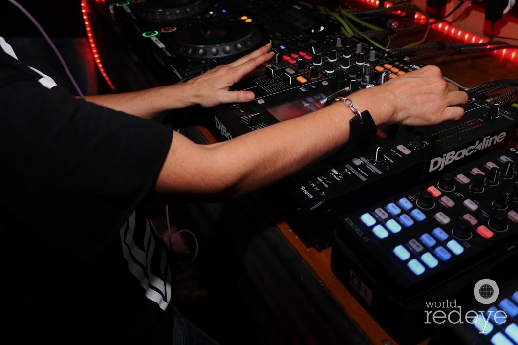 18-Nicole Moudaber Djing6